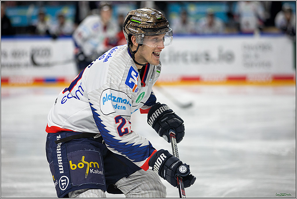 PENNY DEL;  Koelner Haie - Iserlohn Roosters; Koeln, 01.03.2022